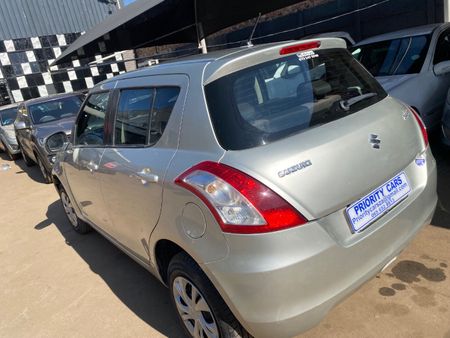 2016-Suzuki-Swift-12-GL_4