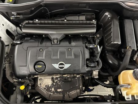 2011-MINI-Countryman-Cooper_12