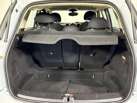 2011-MINI-Countryman-Cooper_13