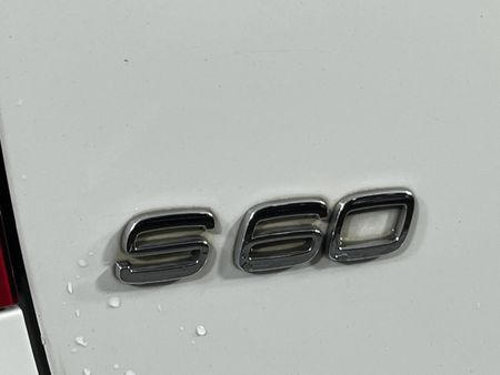 2013-Volvo-S60-D3-Elite-Auto_11