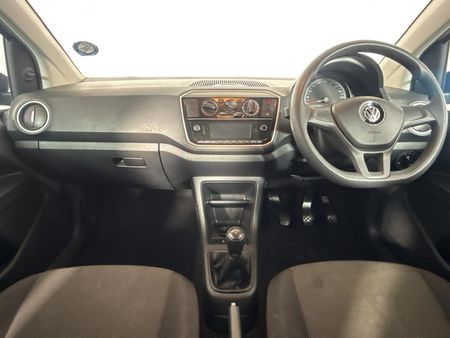 2017-Volkswagen-Up-Take-Up-10-5-dr_1