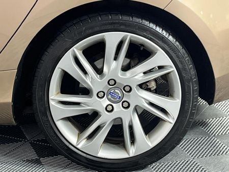 2014-Volvo-V40-T4-Excel-Auto_6