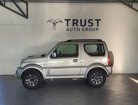 2018-Suzuki-Jimny-13_1