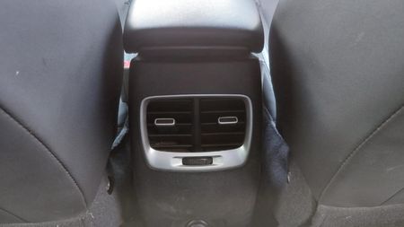 2023-Hyundai-Venue-10-TGDI-Fluid-DCT_16