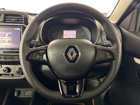 2023-Renault-Kwid-10-Climber_11