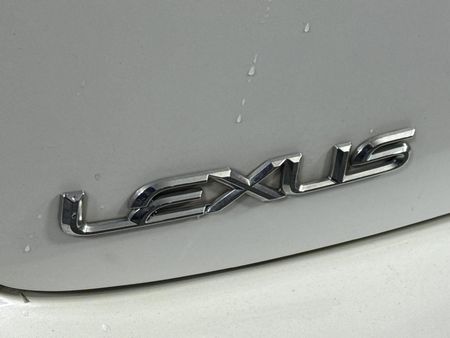 2010-Lexus-IS-250-Auto_10