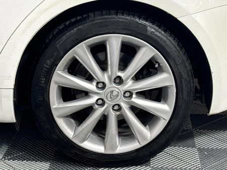 2010-Lexus-IS-250-Auto_5