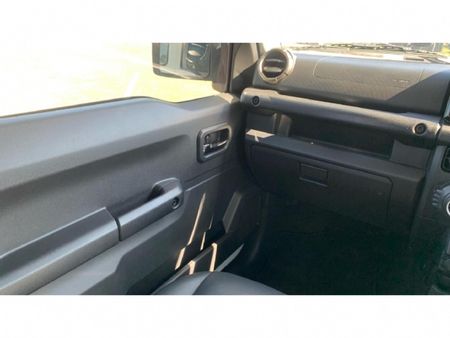 2025-Suzuki-Jimny-15-GLX-AllGrip-5-Door_9