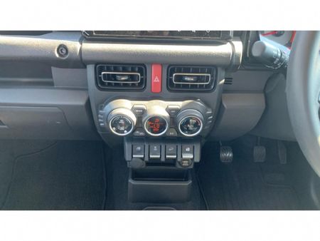 2025-Suzuki-Jimny-15-GLX-AllGrip-5-Door_22