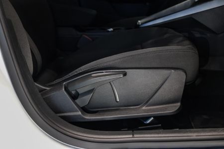 2026-Audi-A3-35-TFSI-S-Line-Auto_8
