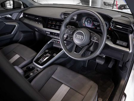 2026-Audi-A3-Sportback-35-TFSI-Auto_11