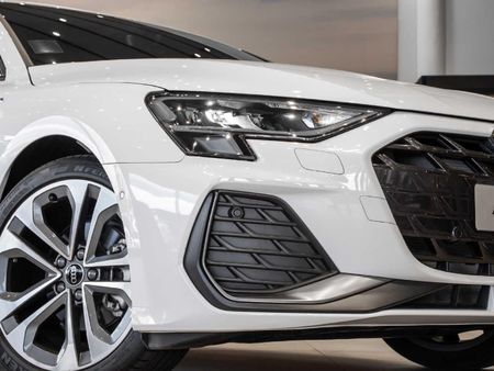 2026-Audi-A3-Sportback-35-TFSI-Auto_5