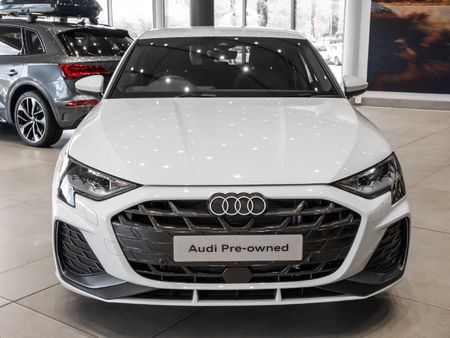 2025-Audi-A3-Sportback-35-TFSI-Auto_9