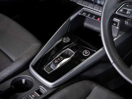 2025-Audi-A3-35-TFSI-S-Line-Auto_3