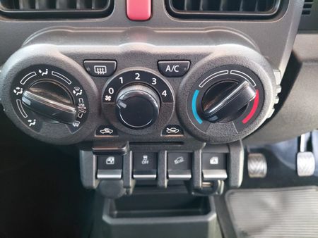 2024-Suzuki-Jimny-15-GL-AllGrip-5-Door_16