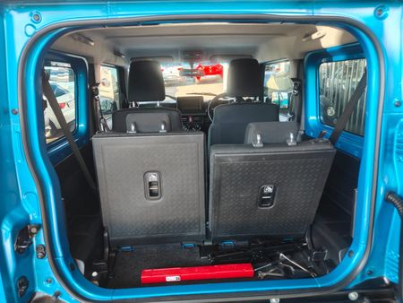 2023-Suzuki-Jimny-15-GLX-AllGrip-5-Door-Auto_8