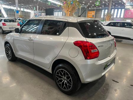 2020-Suzuki-Swift-12-GL-Auto_4