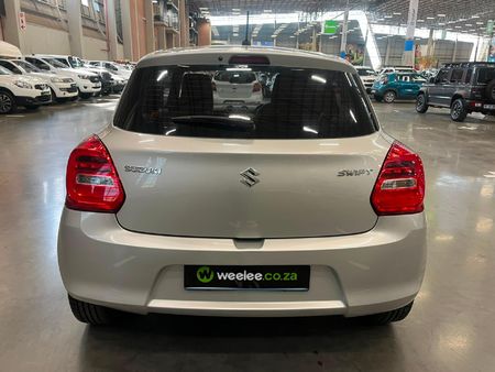 2020-Suzuki-Swift-12-GL-Auto_5