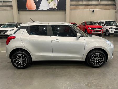 2020-Suzuki-Swift-12-GL-Auto_7