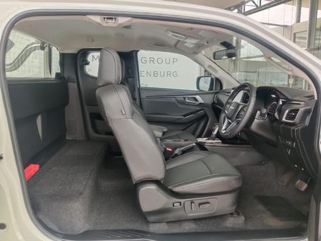 2026-Isuzu-D-Max-30-DDI-LSE-4x4-Auto-Extended-Cab_8