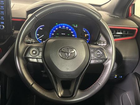 2023-Toyota-Corolla-Cross-18-GR-S-Hybrid_12