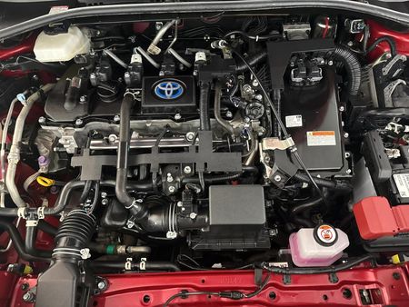 2023-Toyota-Corolla-Cross-18-GR-S-Hybrid_13