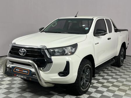 2020-Toyota-Hilux-24-GD-6-Raised-Body-SRX-Extended-Cab_0