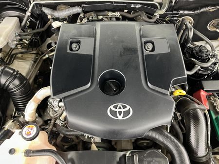2020-Toyota-Hilux-24-GD-6-Raised-Body-SRX-Extended-Cab_7