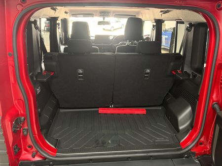 2025-Suzuki-Jimny-15-GLX-AllGrip-5-Door-Auto_8