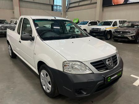 2021-Nissan-NP200-16-AC-Safety-Pack_0
