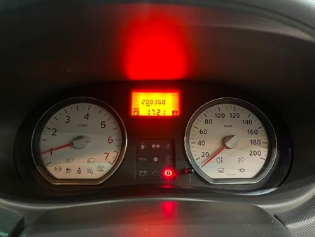 2021-Nissan-NP200-16-AC-Safety-Pack_10