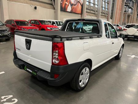 2021-Nissan-NP200-16-AC-Safety-Pack_6