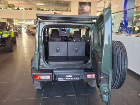 2022-Suzuki-Jimny-15-GLX-Auto_8