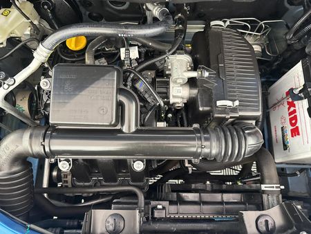 2024-Renault-Kiger-10-Energy-Zen-Auto_13