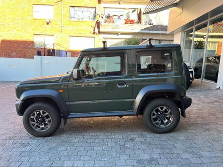 2022-Suzuki-Jimny-15-GL_5