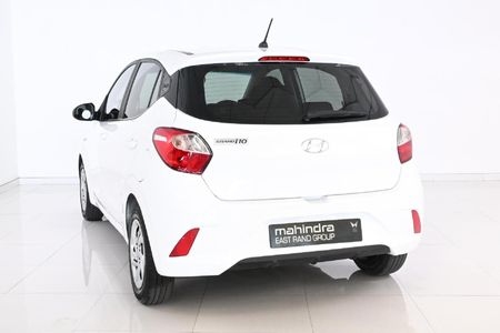 2023-Hyundai-Grand-i10-10-Motion_4
