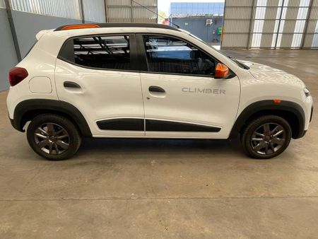 2019-Renault-Kwid-10-Climber-Auto_2