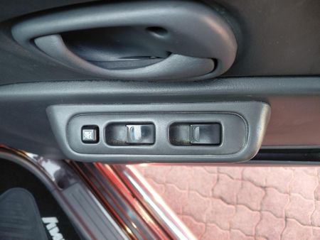 2016-Suzuki-Jimny-13-Auto_15