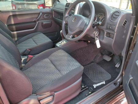 2016-Suzuki-Jimny-13-Auto_18