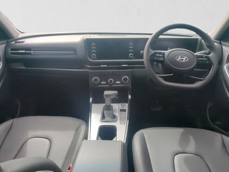 2026-Hyundai-Alcazar-15D-Executive-Auto_17