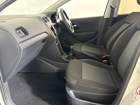 2026-Volkswagen-Polo-Vivo-14-Life_8