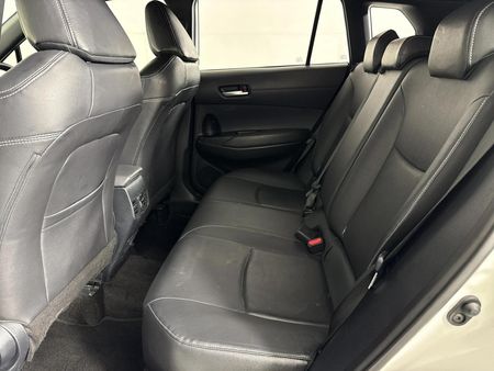 2022-Toyota-Corolla-Cross-18-XS_3