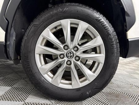 2022-Toyota-Corolla-Cross-18-XS_6