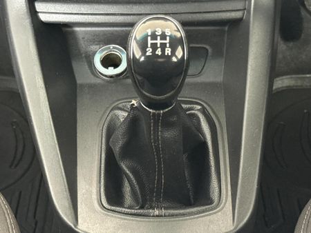2019-Ford-Figo-15Ti-VCT-Ambiente-5-dr_10