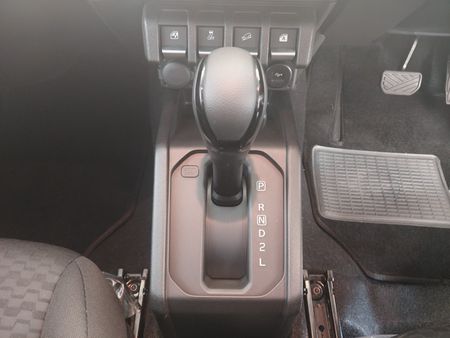 2026-Suzuki-Jimny-15-GLX-Automatic-Demo_13