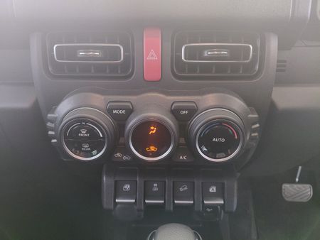 2026-Suzuki-Jimny-15-GLX-Automatic-Demo_17