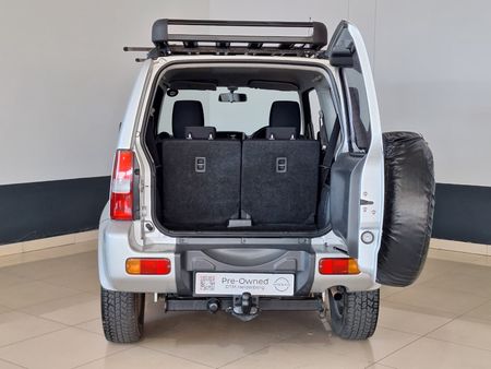2015-Suzuki-Jimny-13-Auto_7