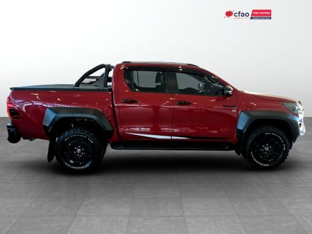 2025-Toyota-Hilux-28GD-6-GR-Sport-Double-Cab-4x4_2