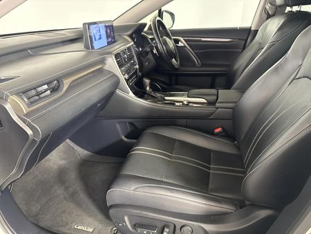 2020-Lexus-RX-350-EX_8