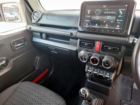 2024-Suzuki-Jimny-15-GLX-AllGrip-5-Door_11